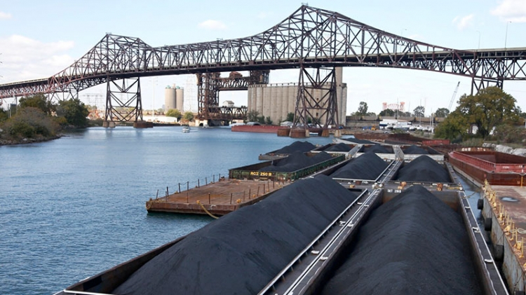 2017年內蒙古煤炭產能比預期目標多退12處