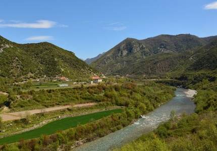 歐洲經委會呼吁阿爾巴尼亞解決垃圾場問題,其超越水電